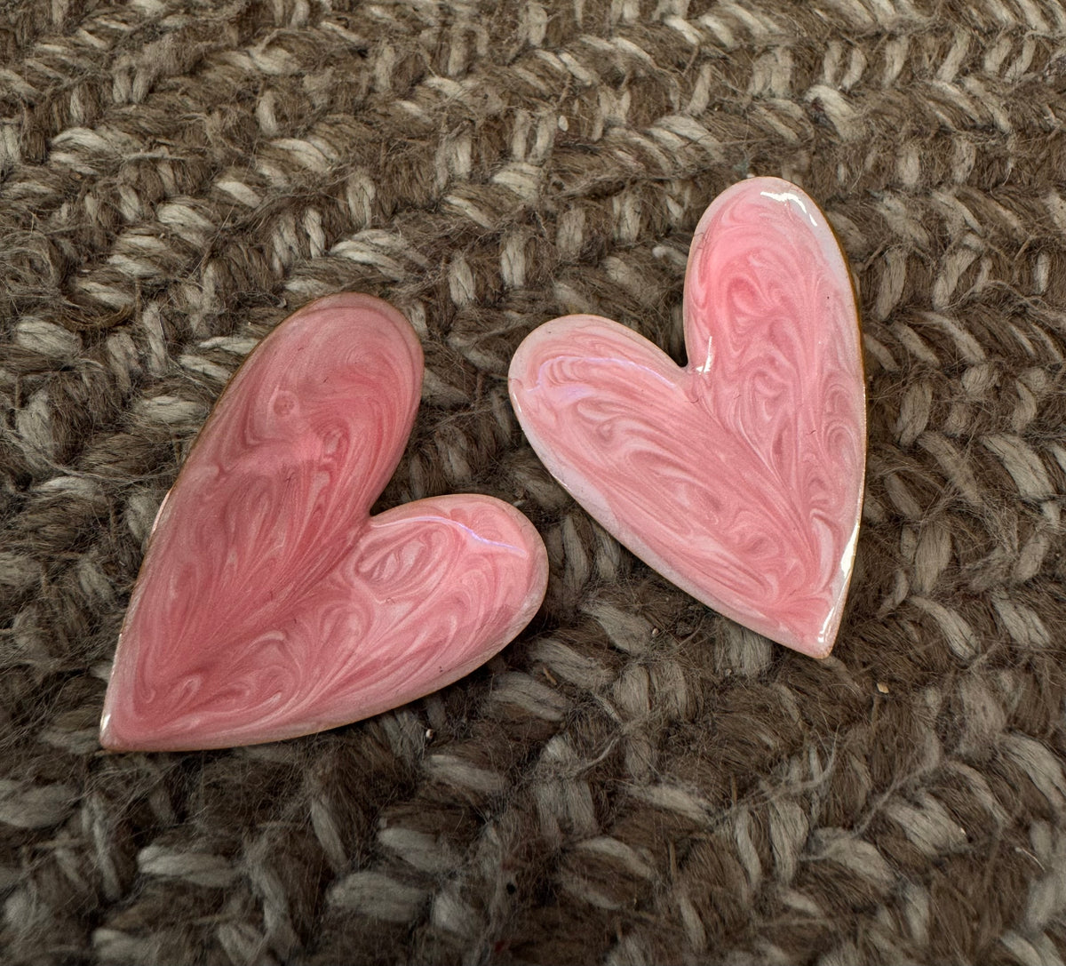Love Earrings Pink