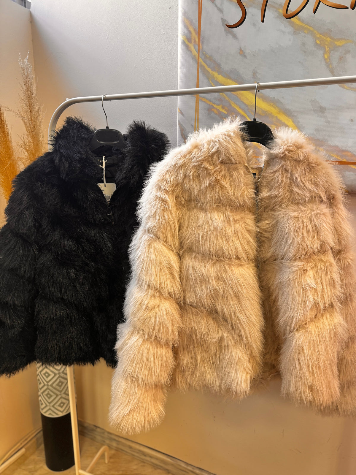Lena Fur Black