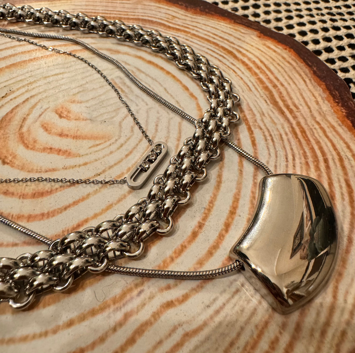 Jeffrey Necklace