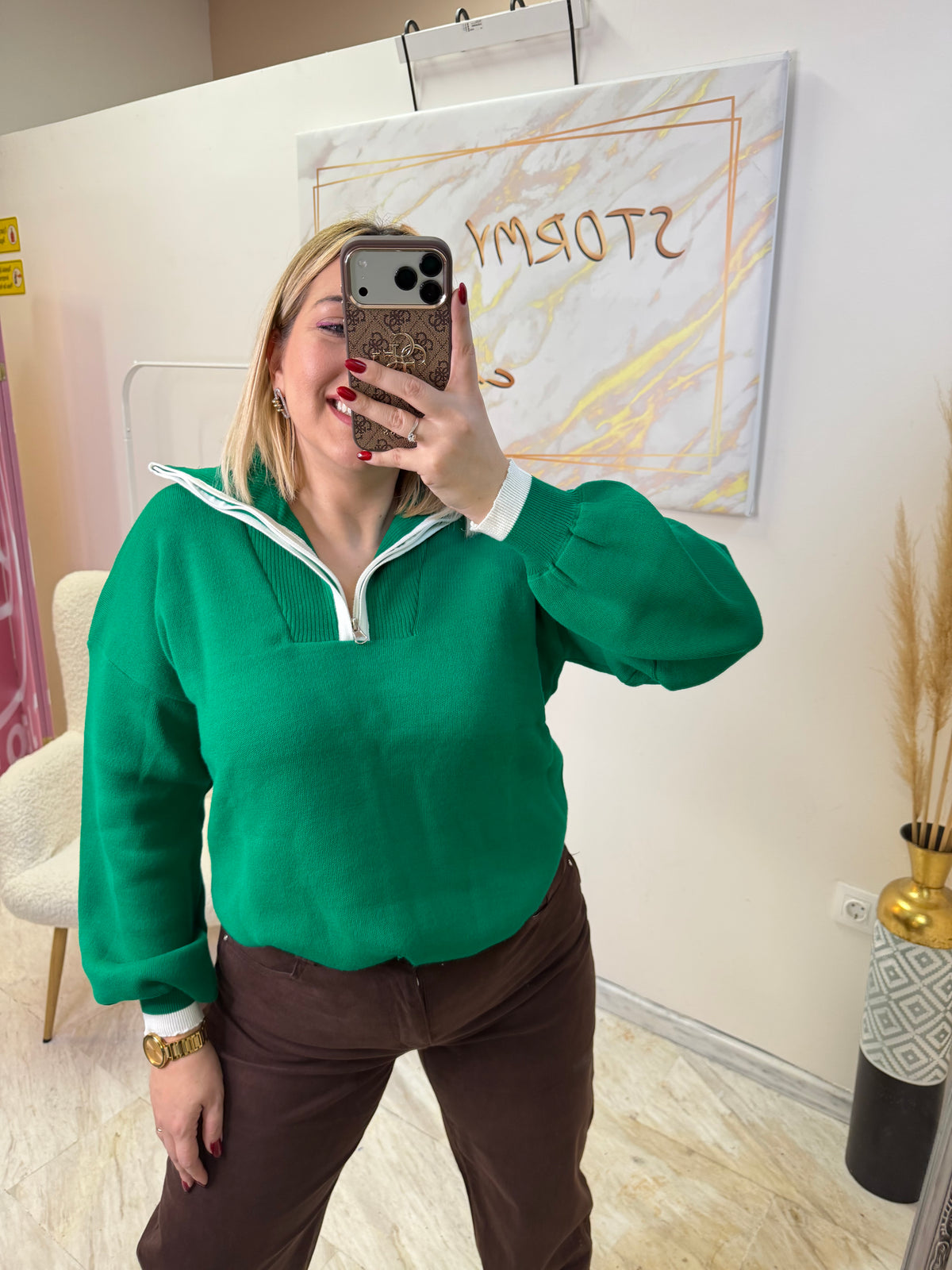 Majestic Pullover