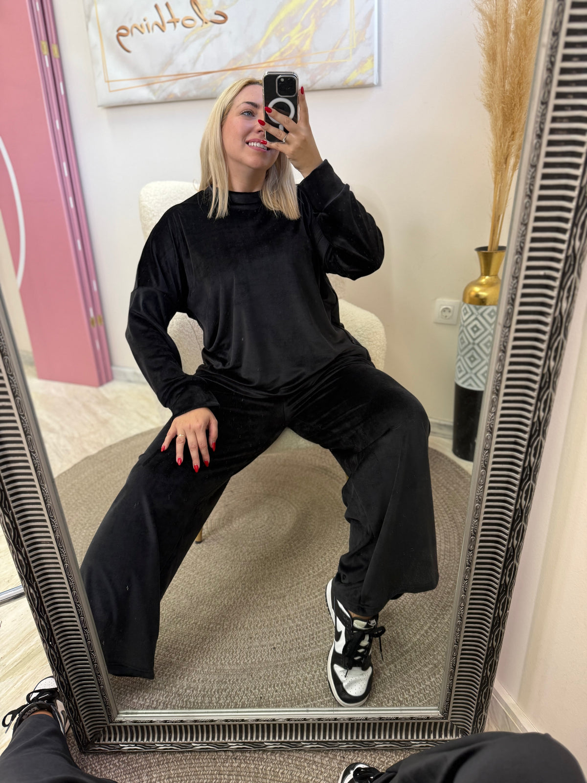 Velvet Set
