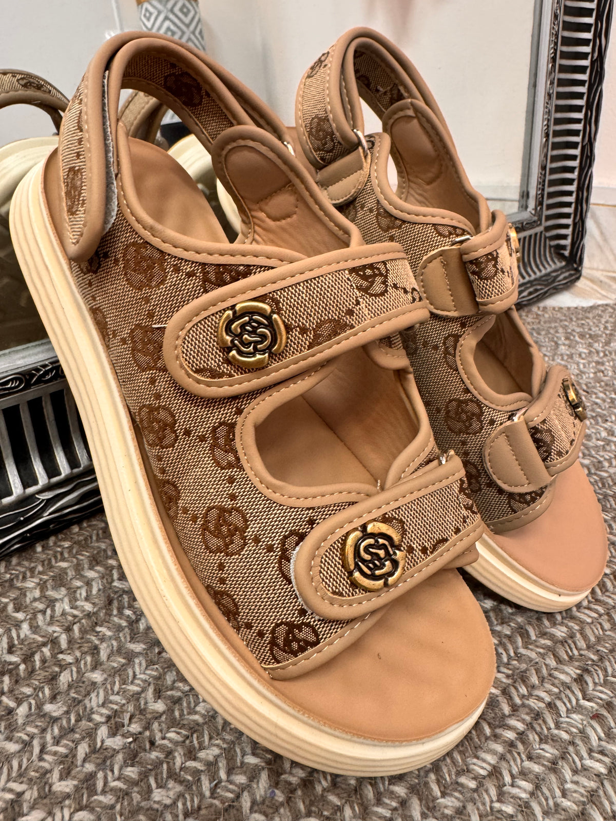 Lucy Beige Sandal