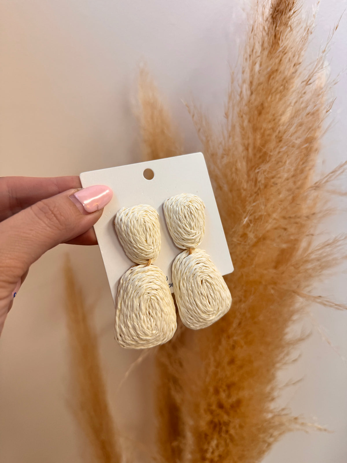 Summer White Earrings