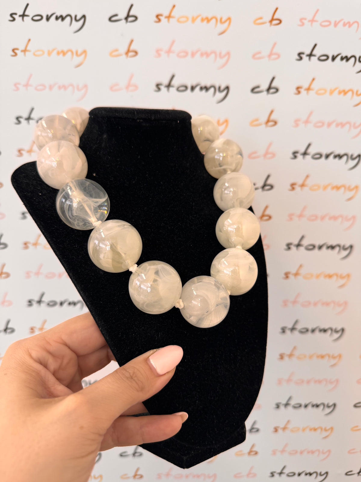 Balls White Necklace