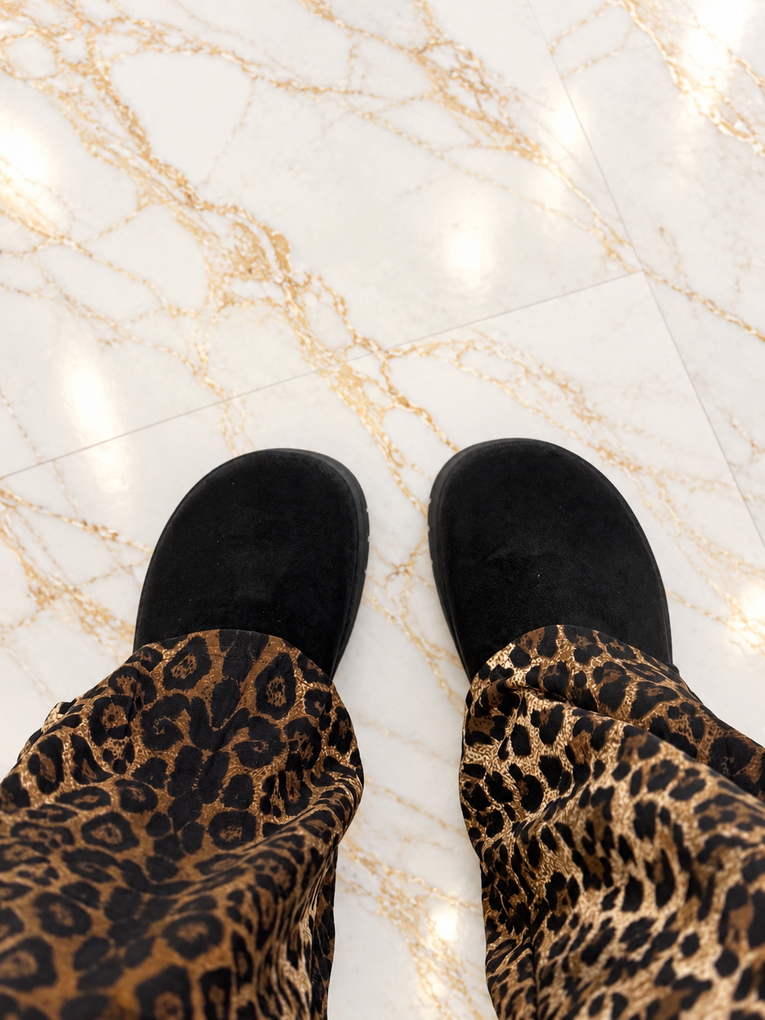 Teddy Chic Mules