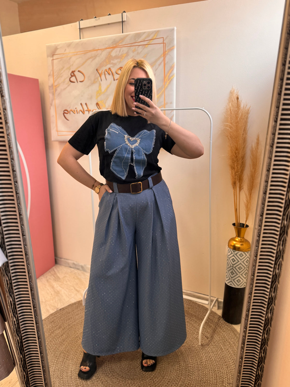 Vanessa Strass Costume