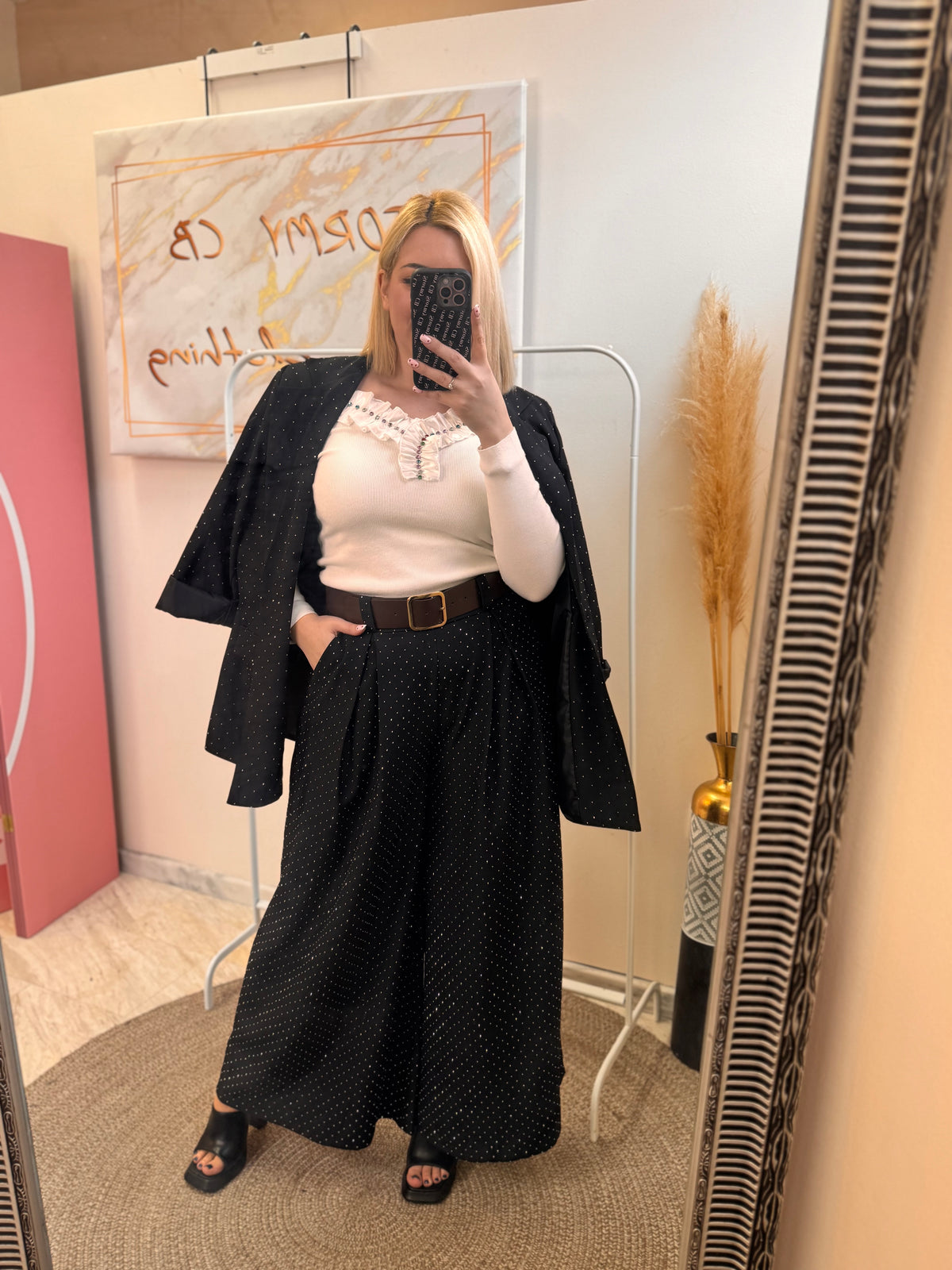 Vanessa Strass Costume