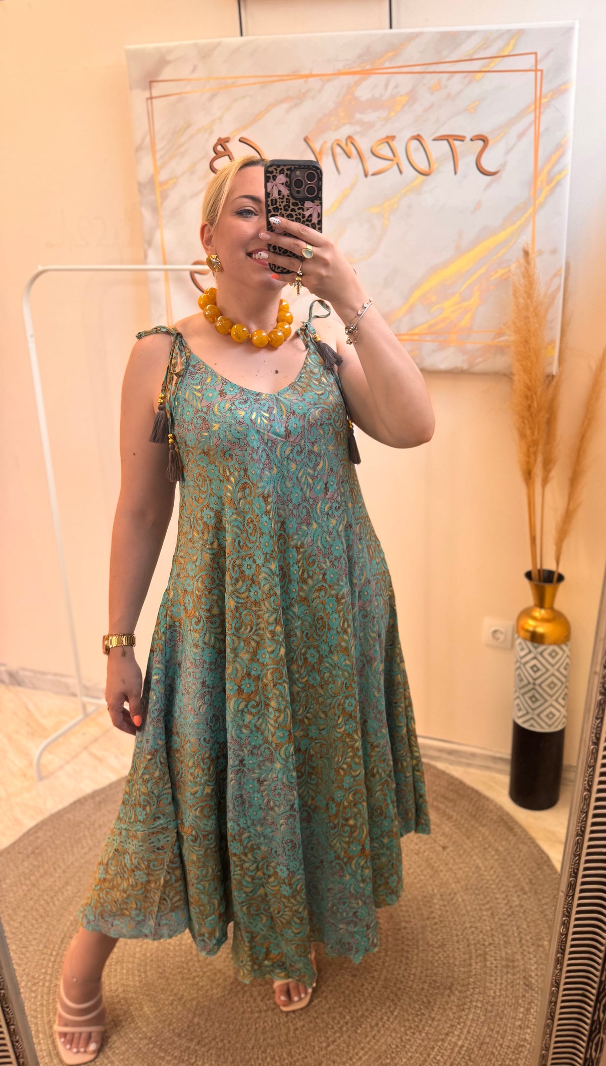 Magic Dress