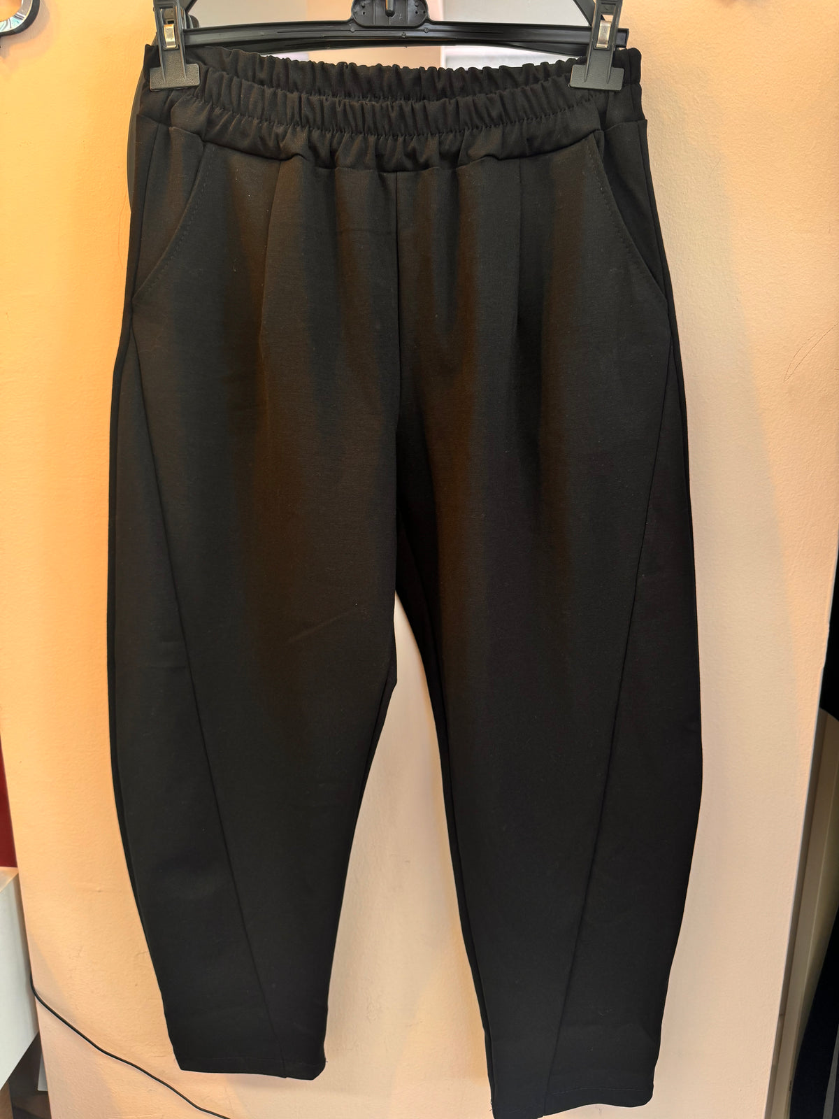 Nefeli Pant