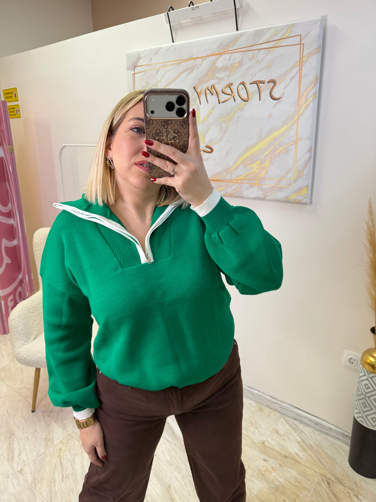 Majestic Pullover