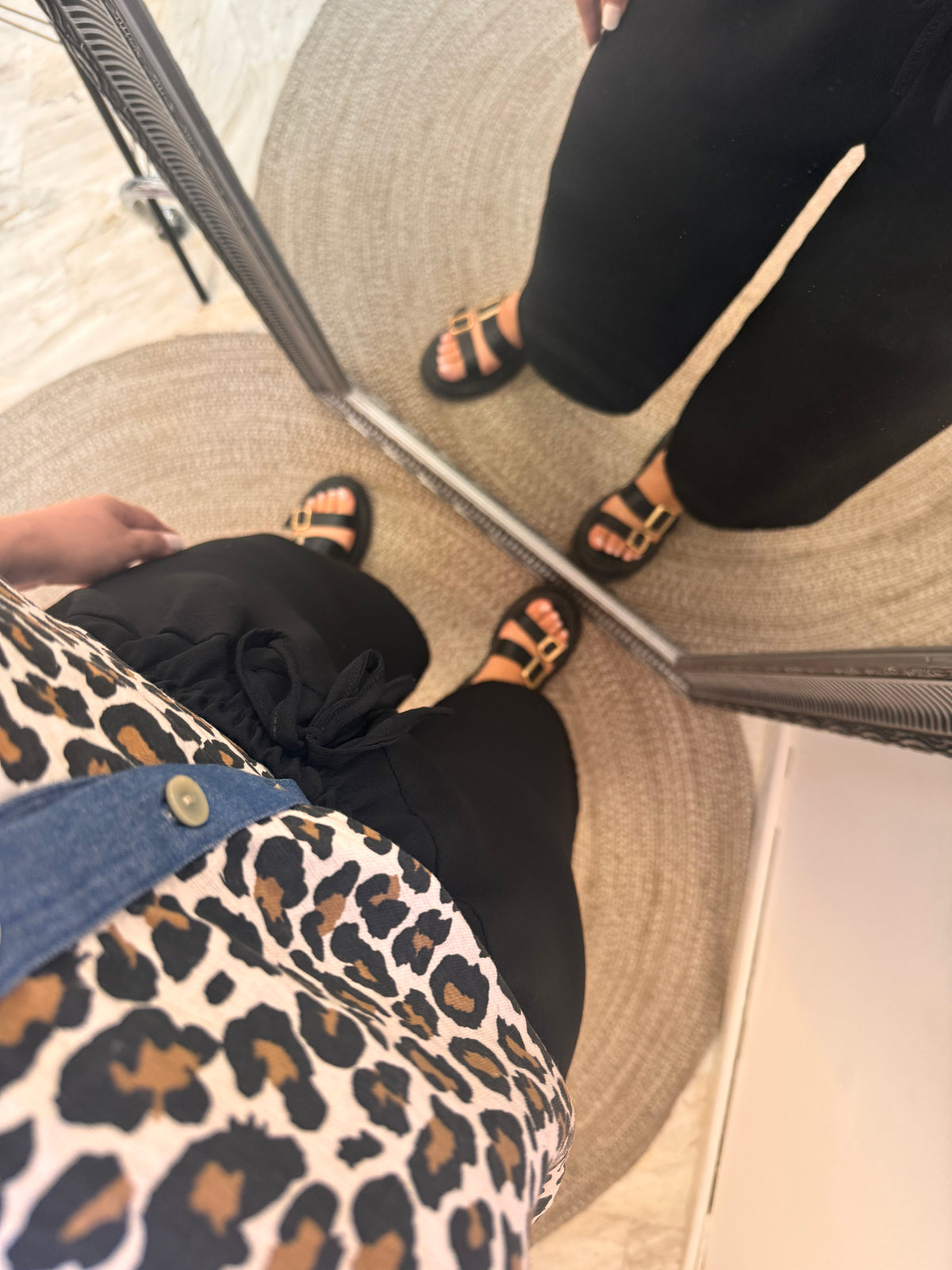 LEOPARD & JEAN