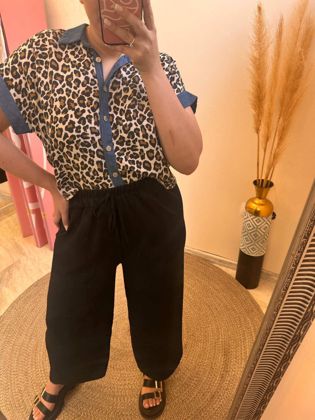 LEOPARD & JEAN