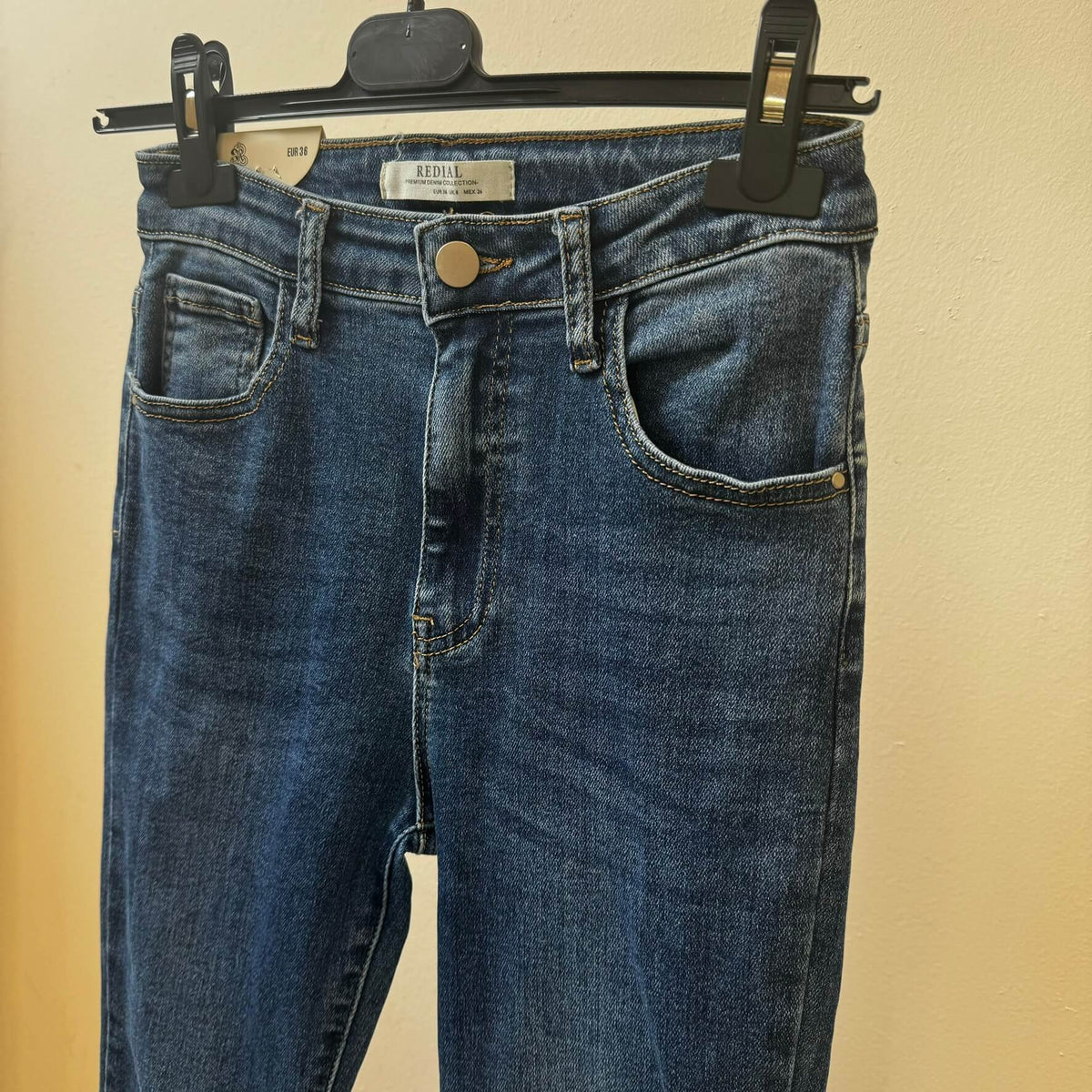 JEAN DOWN HEART