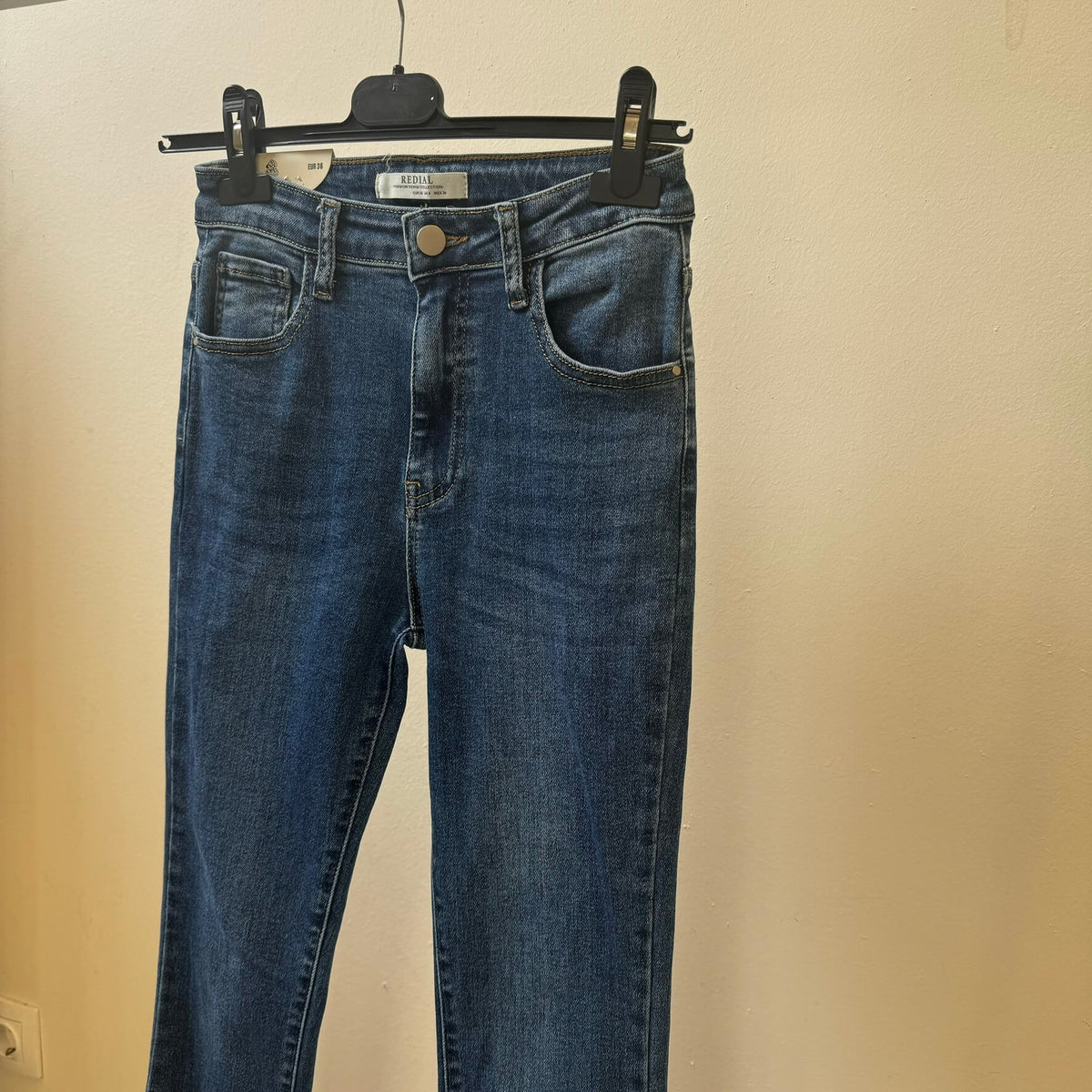JEAN DOWN HEART