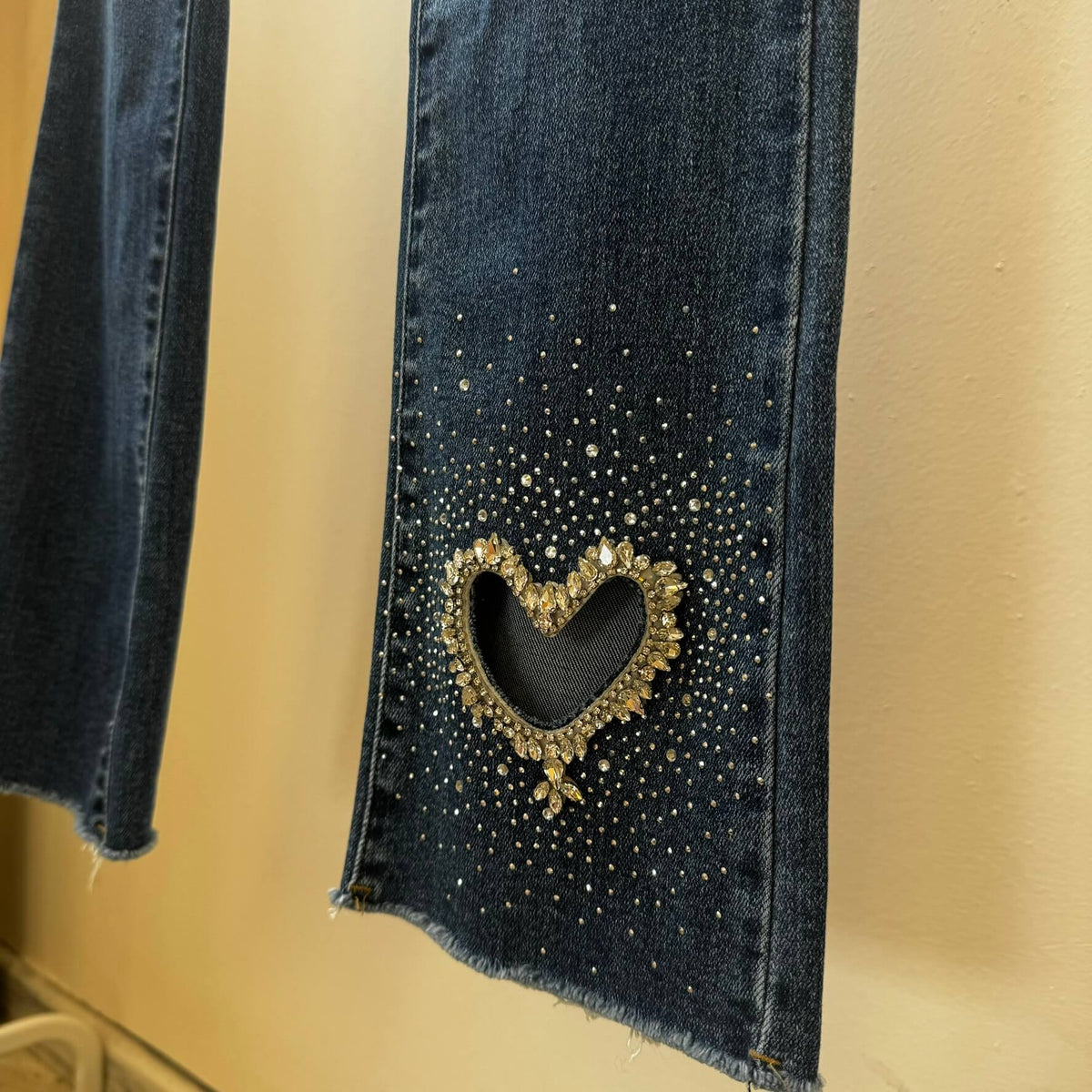 JEAN DOWN HEART